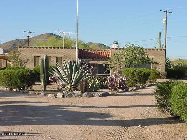 2010 Front View