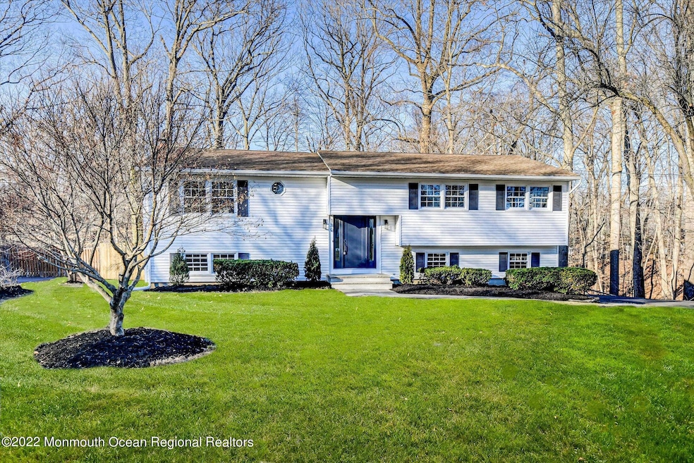 139 Twin Brooks Ave, Middletown, NJ 07748 - photo 1