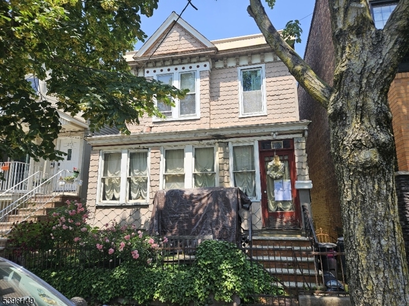 214 Angelique St, Weehawken, NJ 07086 - photo 1