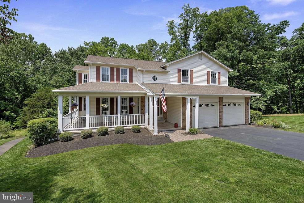 13228 Coralberry Dr, Fairfax, VA 22033 - photo 1