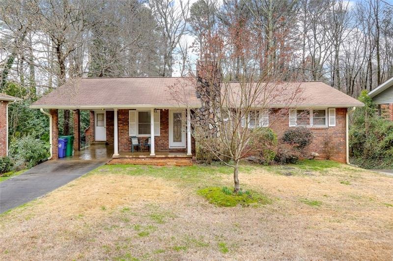 4-SIDED BRICK RANCH LOCATED ON A QUIET DEAD-END ST