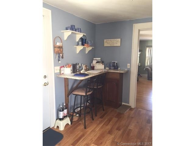 4 Elm Ct, East Haven, CT 06512 - photo 1