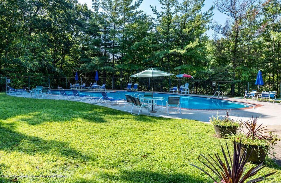 Canyon Woods pool