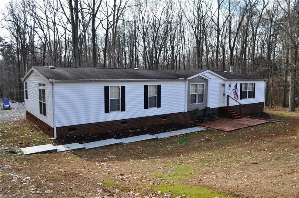 605 Blackwelder Rd, Statesville, NC 28625 - photo 1