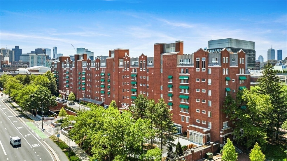 Thomas Graves Landing unit 311, Cambridge, MA 02141 - photo 1