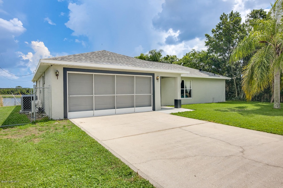 704 Prospect Ave, Cocoa, FL 32922 - photo 1