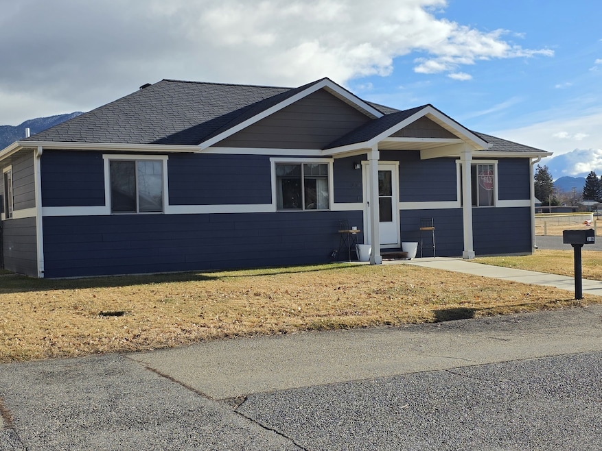 3138 Wynne Ave, Butte, MT 59701 - photo 1