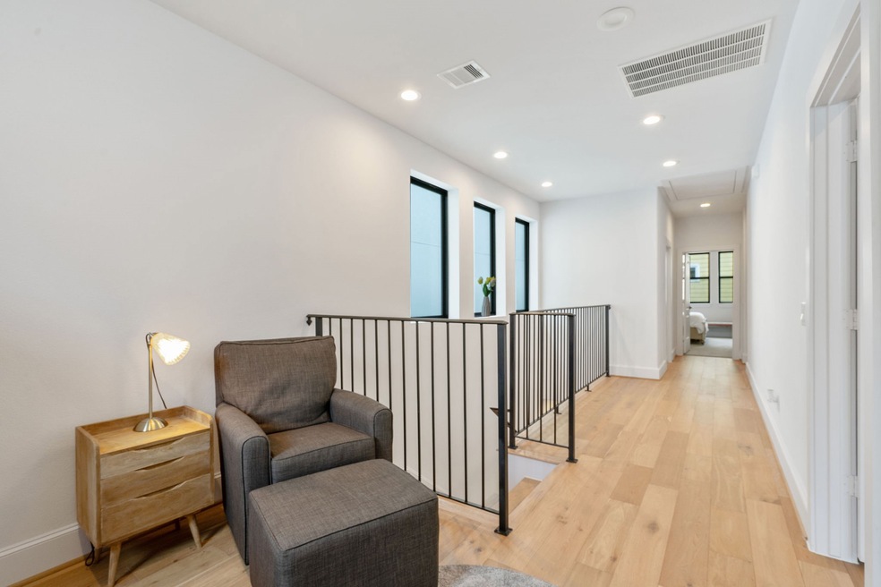 1731 Moritz Dr, Houston, TX 77055 - photo 1