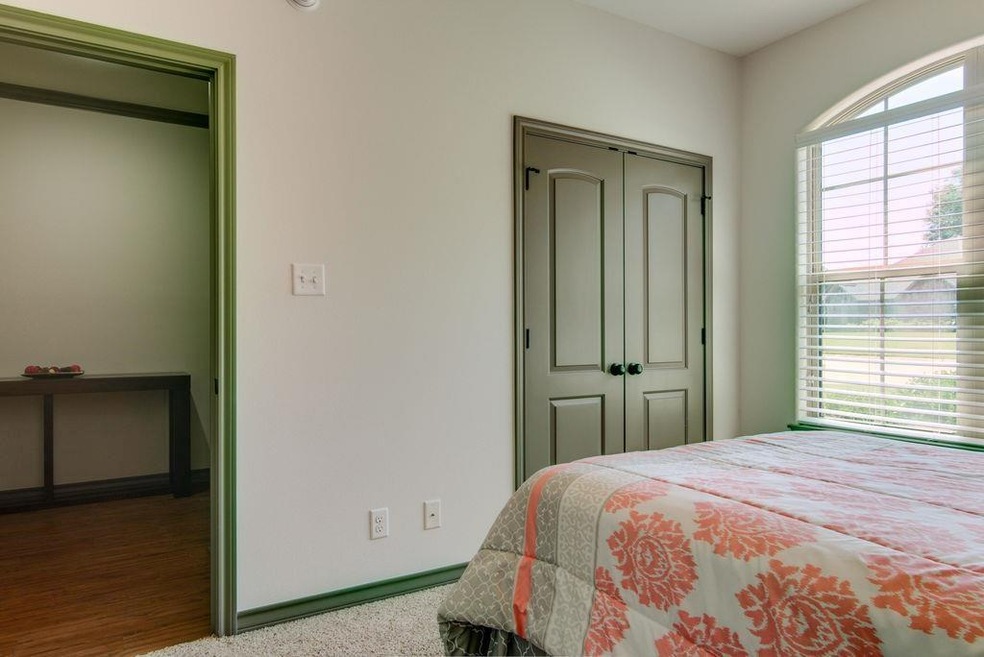 531 Mitchell Ryan, Wake Village, TX 75501 - photo 1