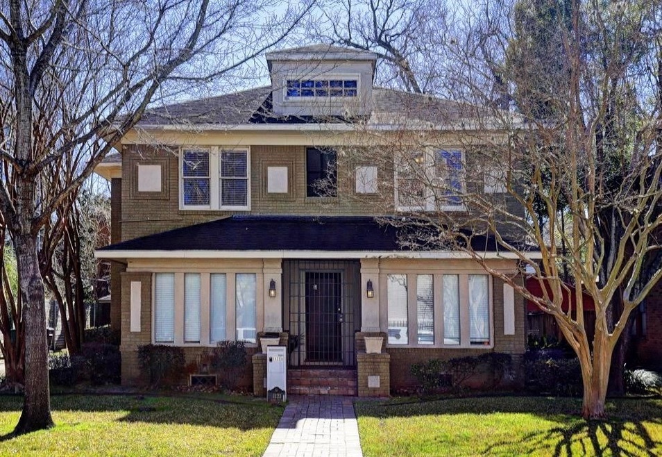 1123 Autrey, Downstairs duplex in the heart of the