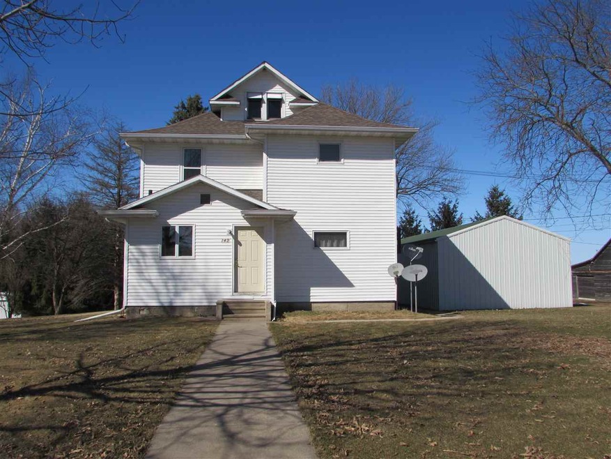 142 East St, Potosi, WI 53820 - photo 1