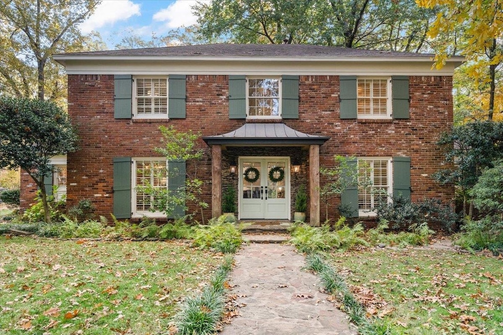 For Sale $519,900 • Co-Listing Agent