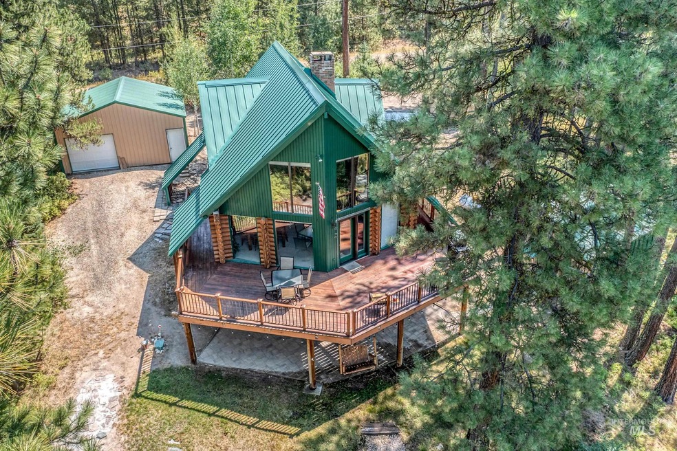 97 Alder Way, Cascade, ID 83611 - photo 1