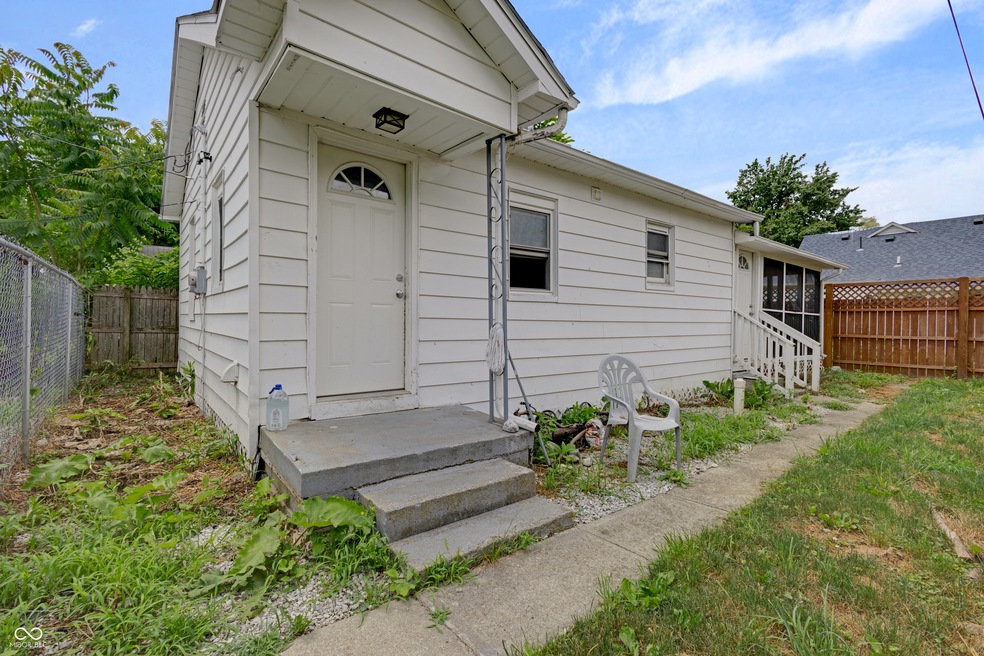 2400 Walnut St, Anderson, IN 46016 - photo 1