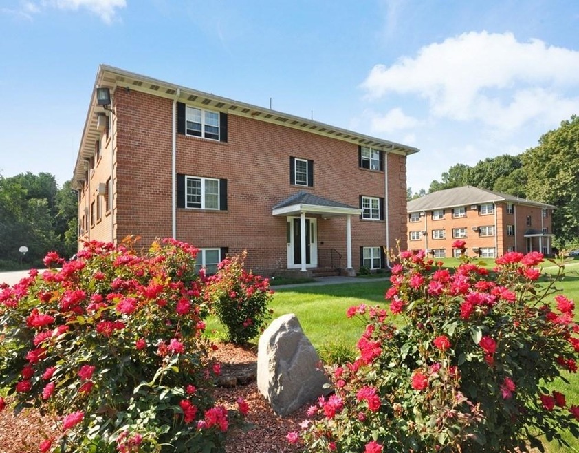 8 Leonard Rd unit 8, Boxborough, MA 01719 - photo 1