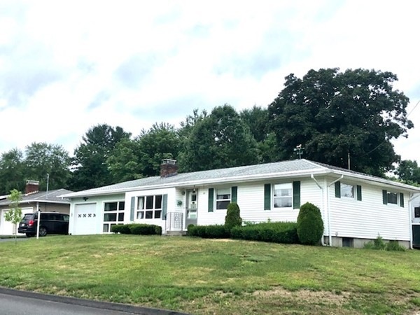 80 Rochdale St, Auburn, MA 01501 - photo 1