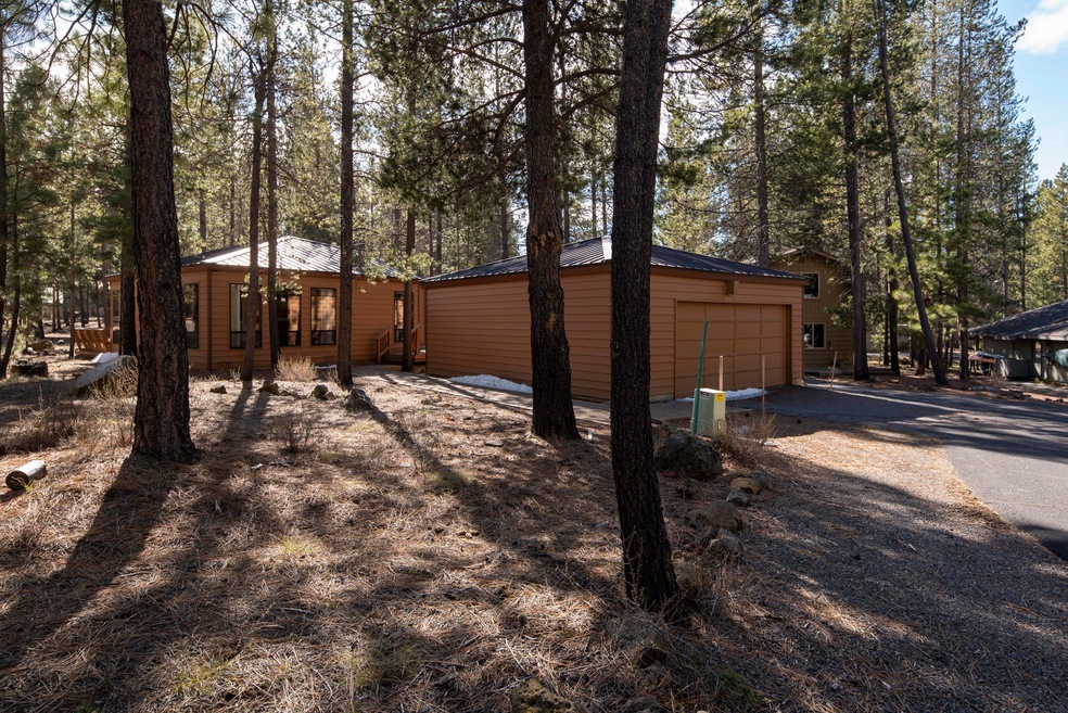 57074 Fox Land - SR-1