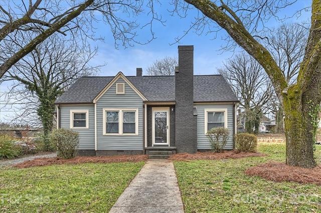 825 7th St, Statesville, NC 28677 - photo 1