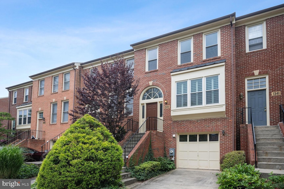 1343 Templeton Place, Rockville, MD 20852 - photo 1