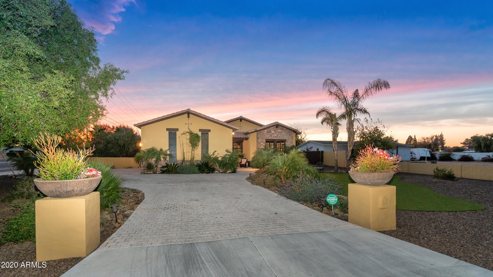 5020 W Cholla St-1
