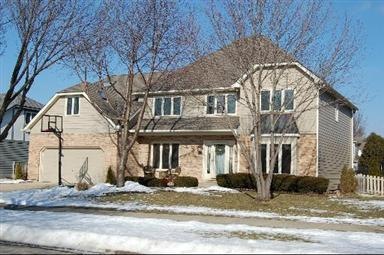 519 Cloverleaf Ct, Naperville, IL 60565 - photo 1