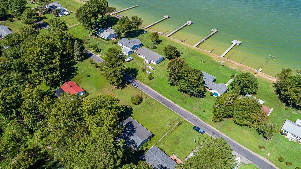 1476 Shore Ln, Lottsburg, VA 22511 - photo 1