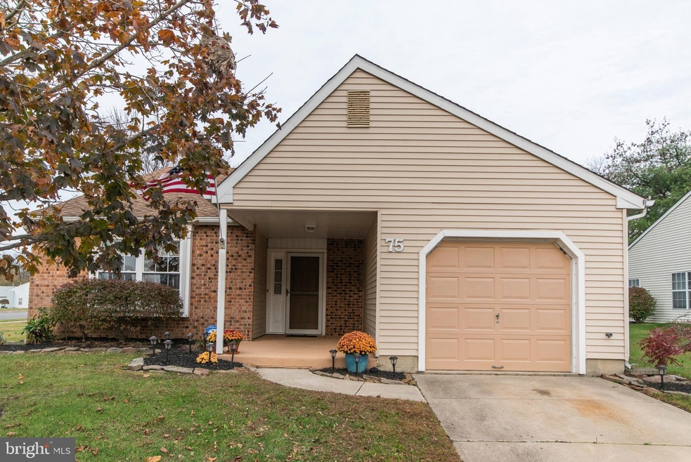 75 Knollwood Dr, Woodbury, NJ 08096 - photo 1