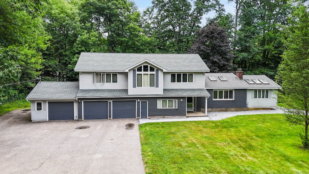 Sold $400,000 • Co-Listing Agent