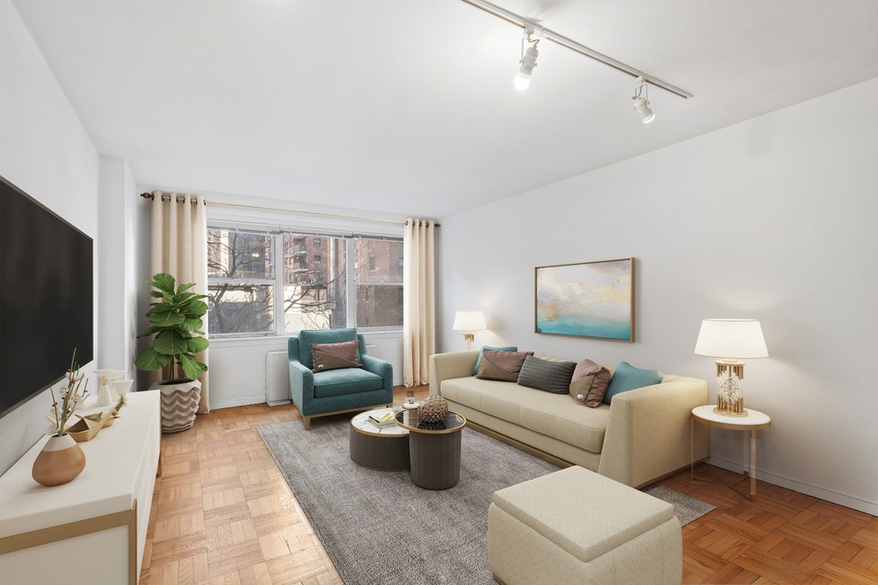 Warren House unit 6A, New York, NY 10016 - photo 1