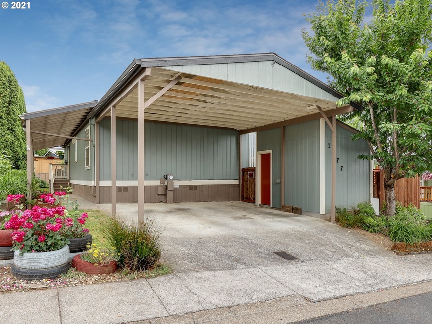 1077 SW Clawson Cir, Troutdale, OR 97060 - photo 1