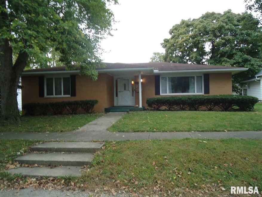 232 E Springfield St, Virginia, IL 62691 - photo 1