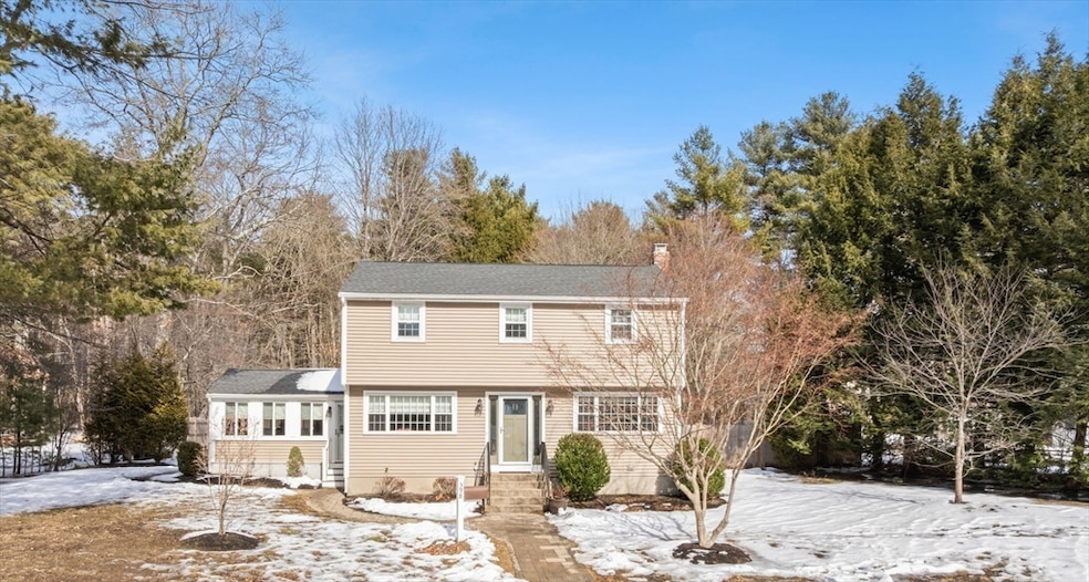 598 Common St, Walpole, MA 02081 - photo 1