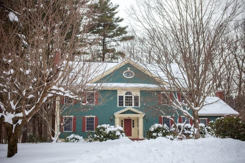 28 Carriage Dr, Lexington, MA 02420 - photo 1