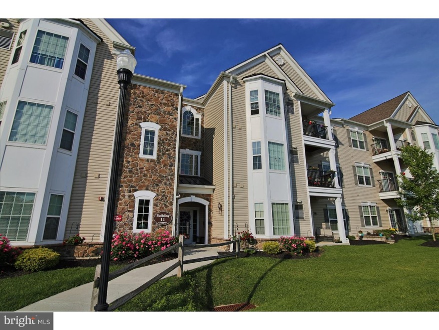 1102 Creekside Dr, Brookhaven, PA 19015 - photo 1