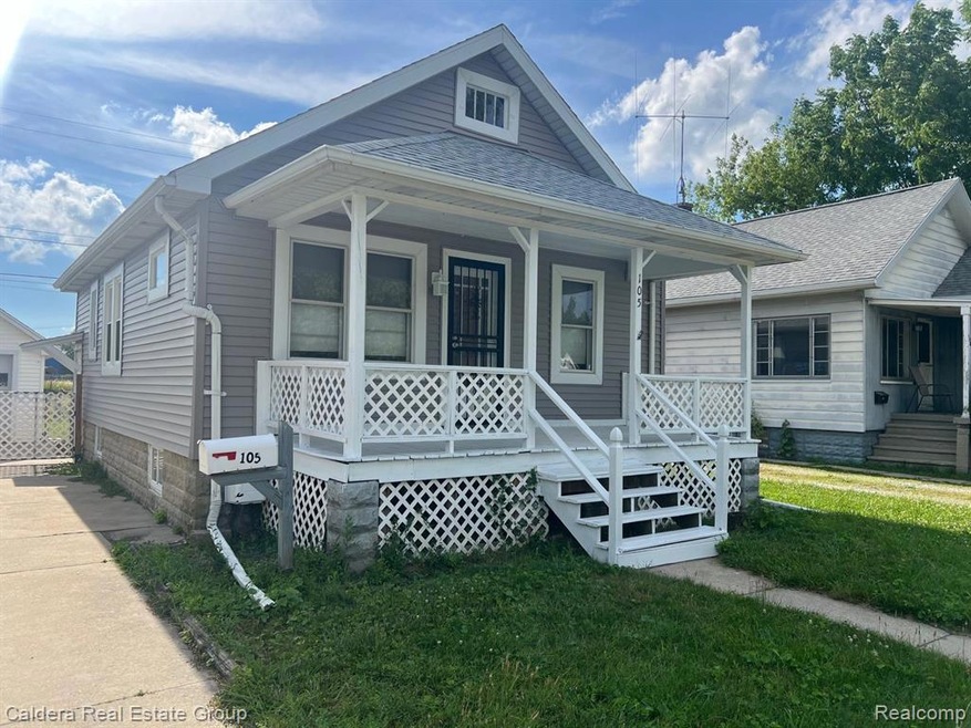 105 17th St, Port Huron, MI 48060 - photo 1