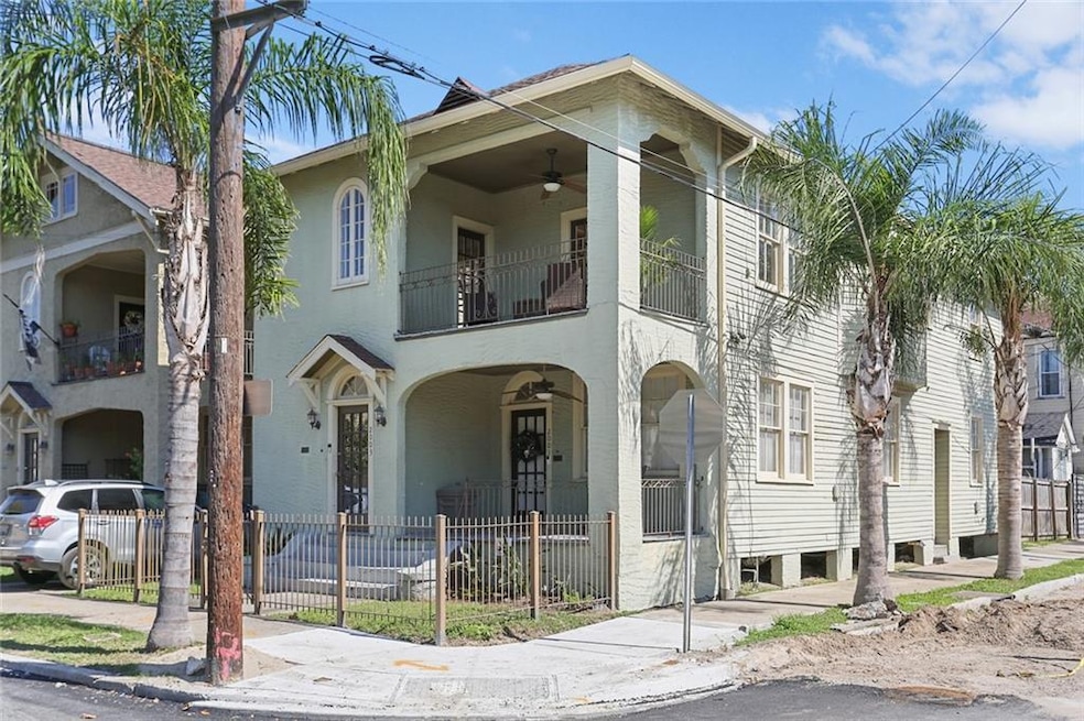 2001 General Taylor St, New Orleans, LA 70115 - photo 1
