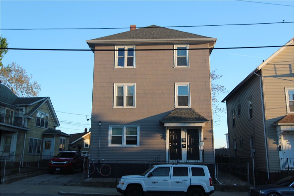 36 Webb St, Pawtucket, RI 02860 - photo 1