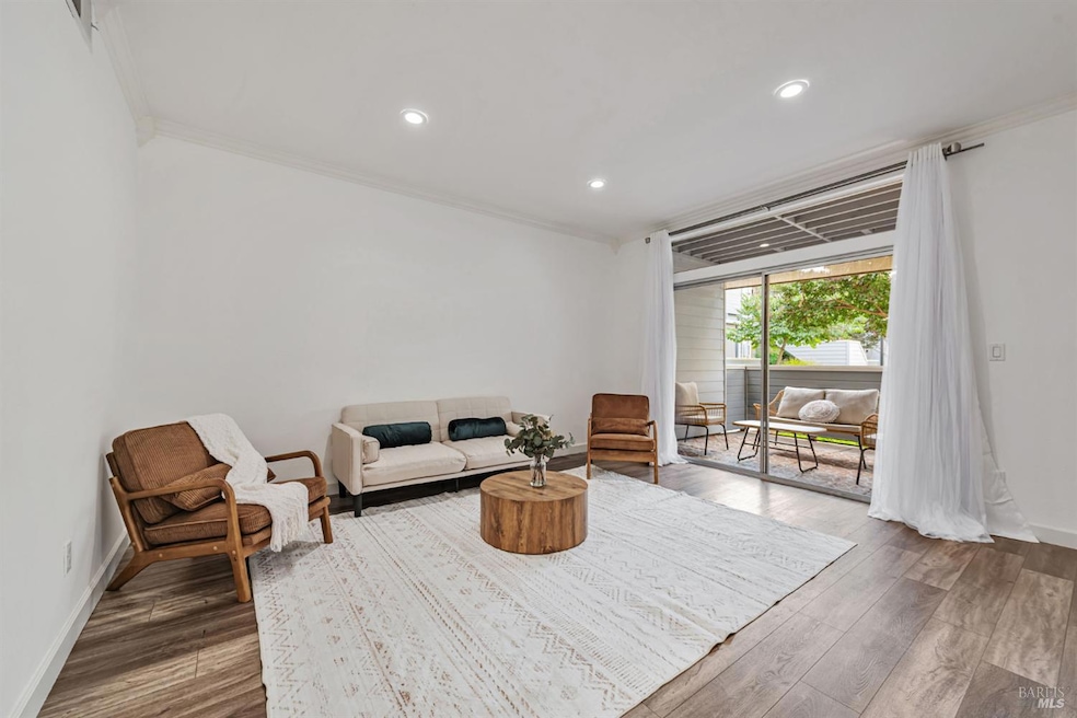 510 Shadowgraph Dr, San Jose, CA 95110 - photo 1