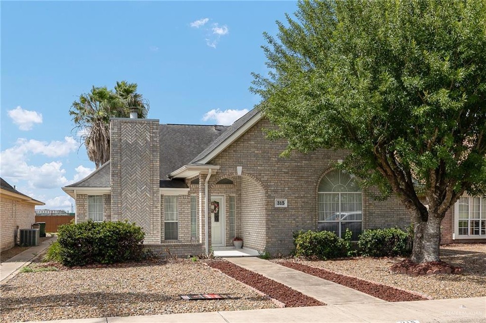 315 Karen Dr, Alamo, TX 78516 - photo 1