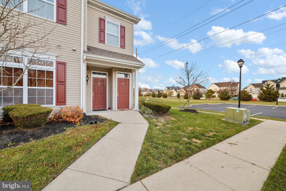 214 Raphael Ct, Williamstown, NJ 08094 - photo 1