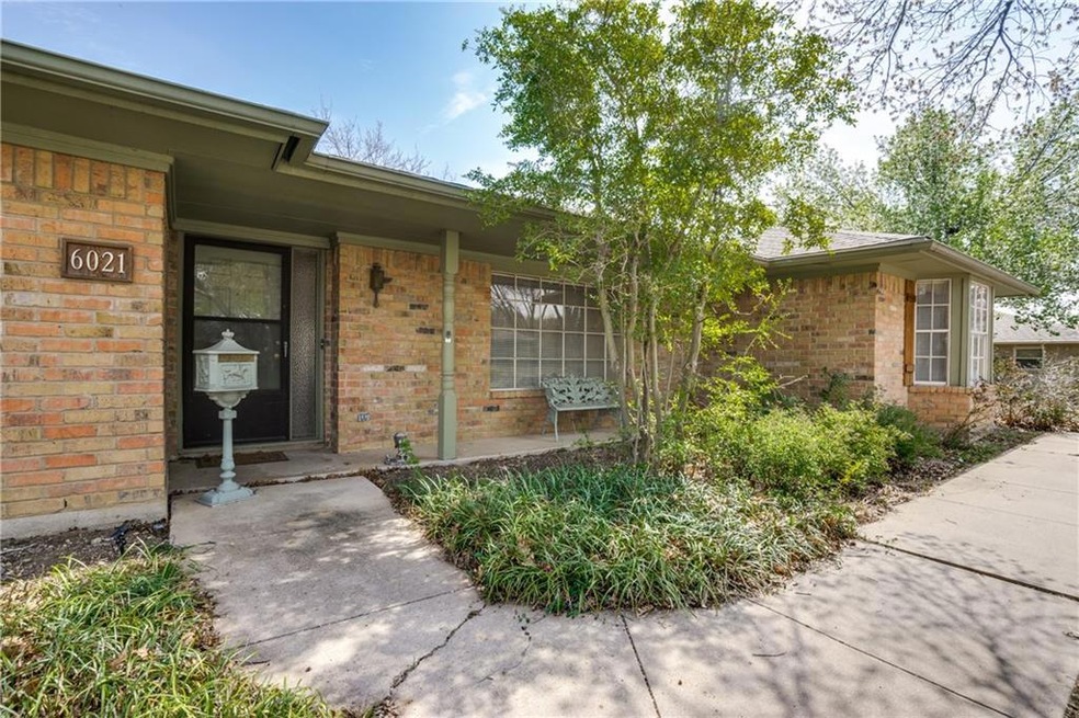 Welcome Home to 6021 Sycamore Creek Road!  This ho