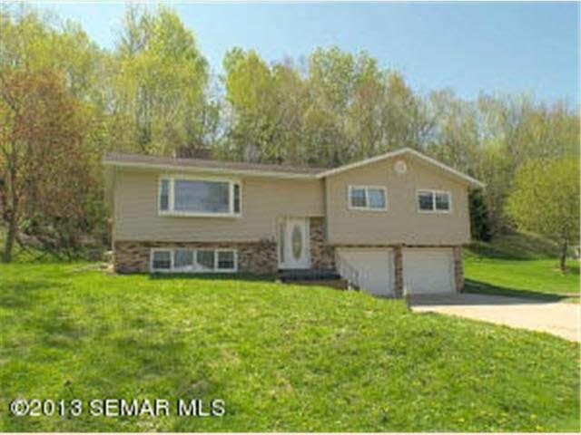 265 Riverview Dr, Dakota, MN 55925 - photo 1