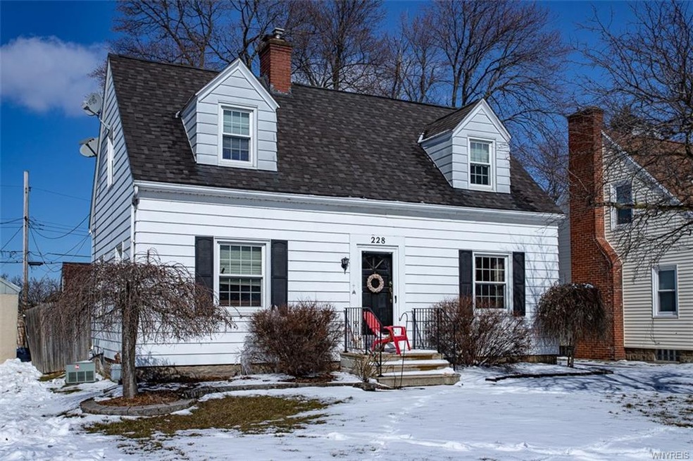 228 Lindsay Place, North Tonawanda, NY 14120 - photo 1