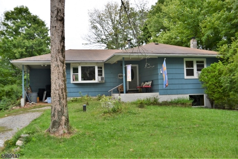 9 Acorn Dr, Highland Lakes, NJ 07422 - photo 1