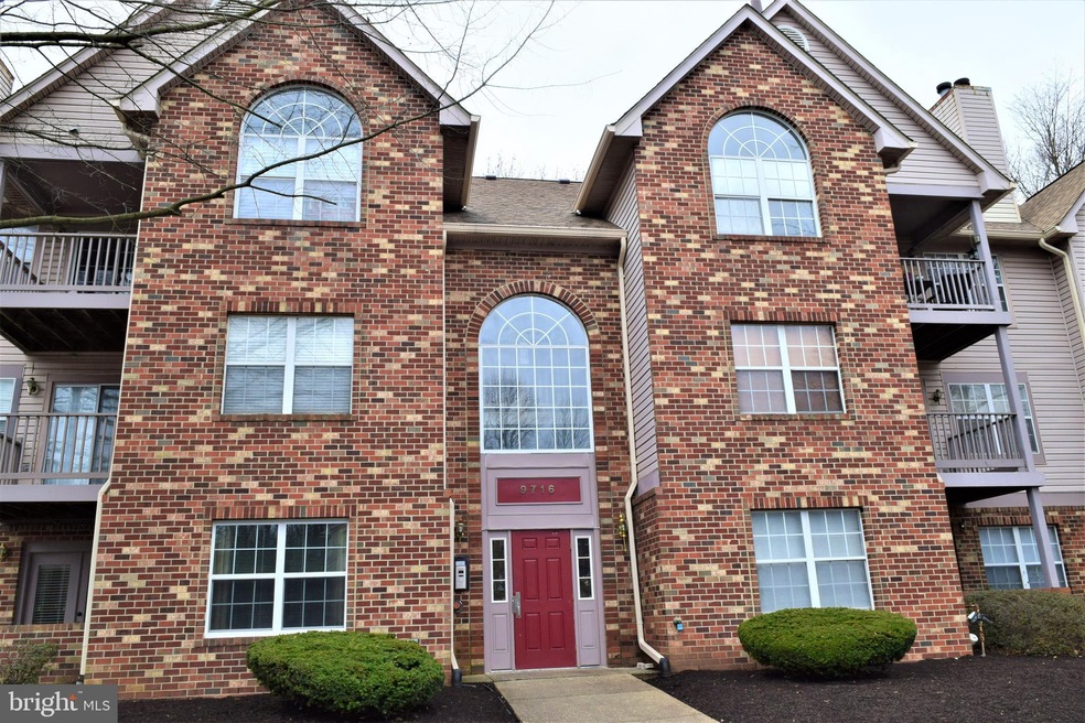 9716 Lake Pointe Ct unit 301, Upper Marlboro, MD 20774 - photo 1