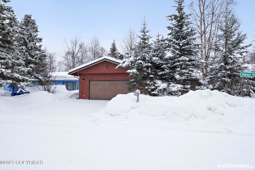 8530 Hidden View Ct, Anchorage, AK 99504 - photo 1