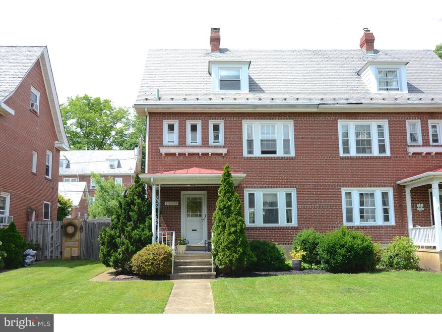 1509 Garfield Ave, Reading, PA 19610 - photo 1