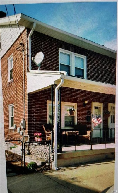 577 Furnace St, Emmaus, PA 18049 - photo 1