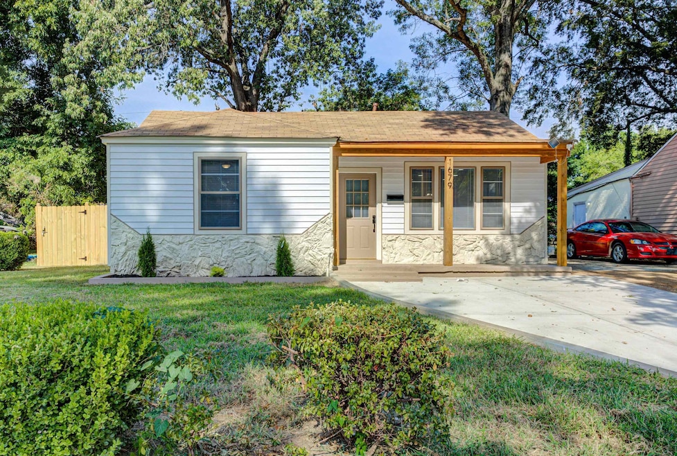 1679 Walter St, Memphis, TN 38108 - photo 1