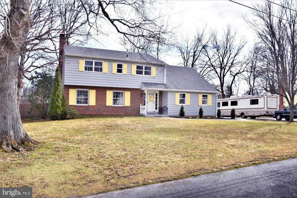 504 Scott Ln, Wallingford, PA 19086 - photo 1